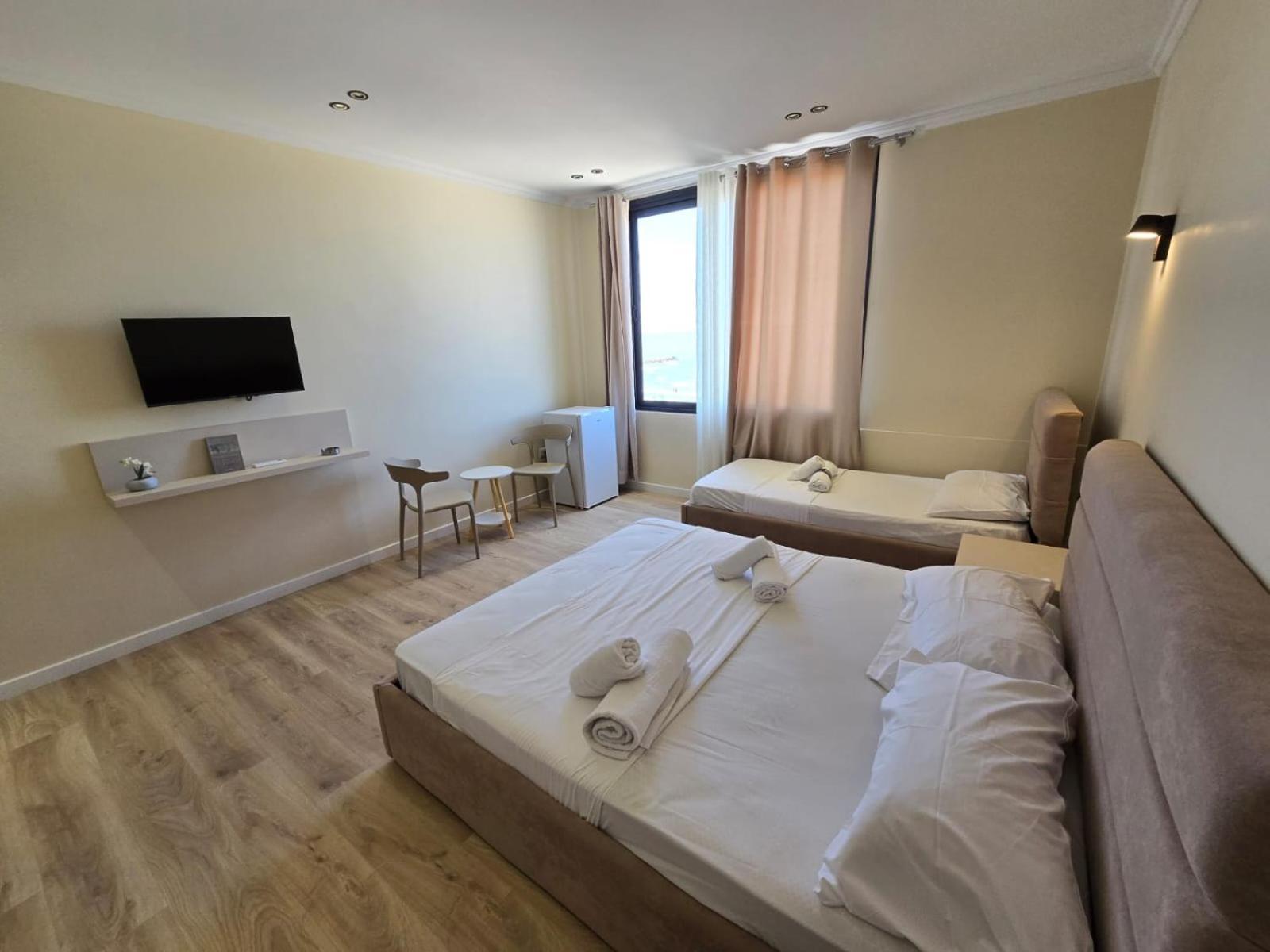 Okej Hotel *